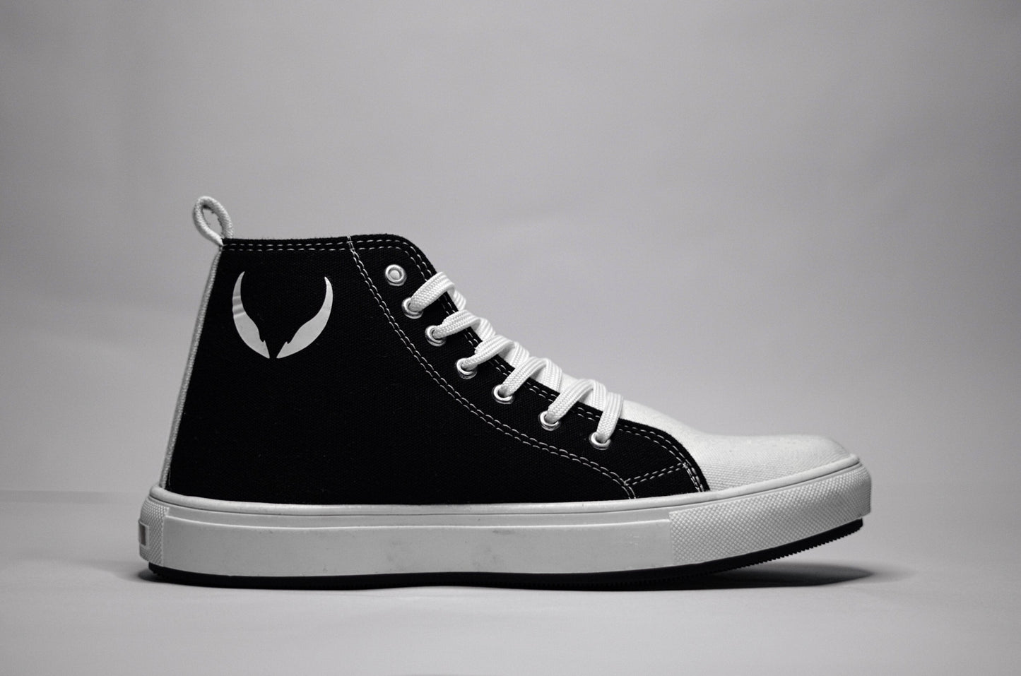 Truevenom Hi-Qs .Black